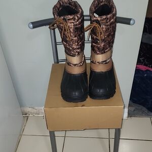 Stylish Men Winter Boots Worn Once